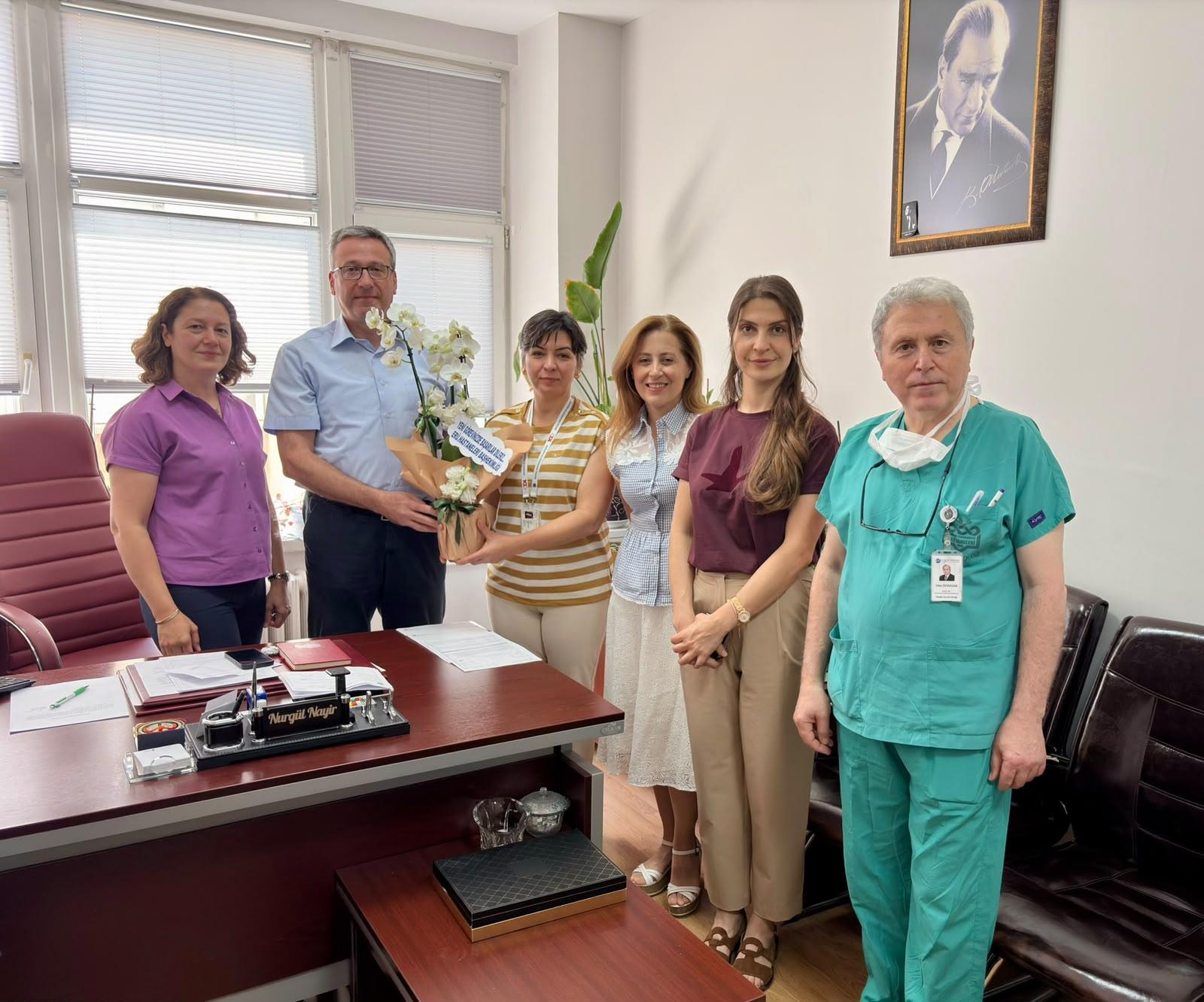 Başhekimimiz Prof. Dr. İbrahim Halil Kafadar’dan Başhemşire Nurgül Nayir’e “Hayırlı Olsun” Ziyareti