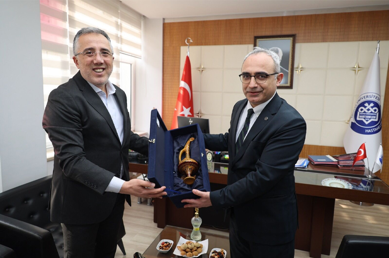 Nevşehir Belediye Başkanı Op. Dr. Mehmet Savran’ dan Başhekimimiz Prof. Dr. Fatih Horozoğlu’na Ziyaret