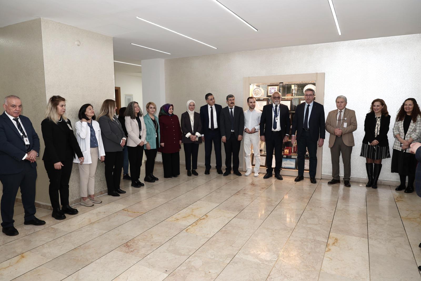 ERÜ Hastaneleri’nde, Bayramlaşma Merasimi Yapıldı